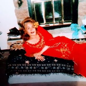 Meet your Posher, Iva